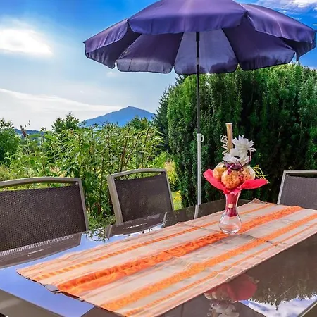 Sonnenhang Casa de Férias Unternarrach