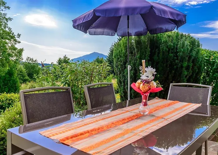 Sonnenhang Dom wakacyjny Unternarrach